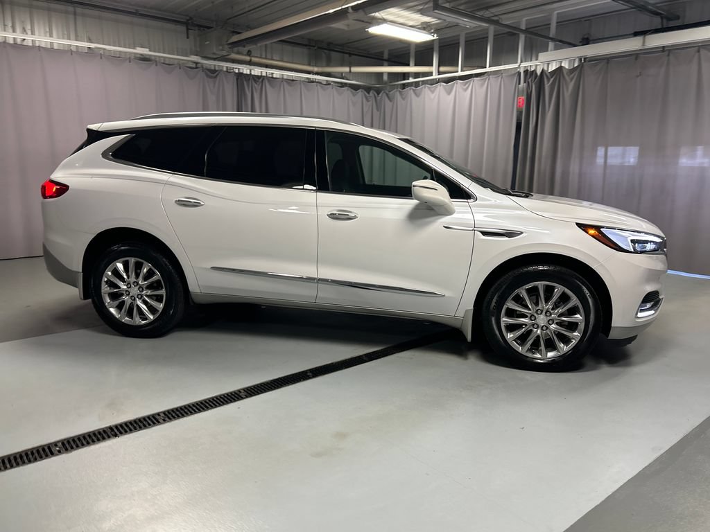 Used 2020 Buick Enclave Premium w/ Surround and Sites Package FWD image 8