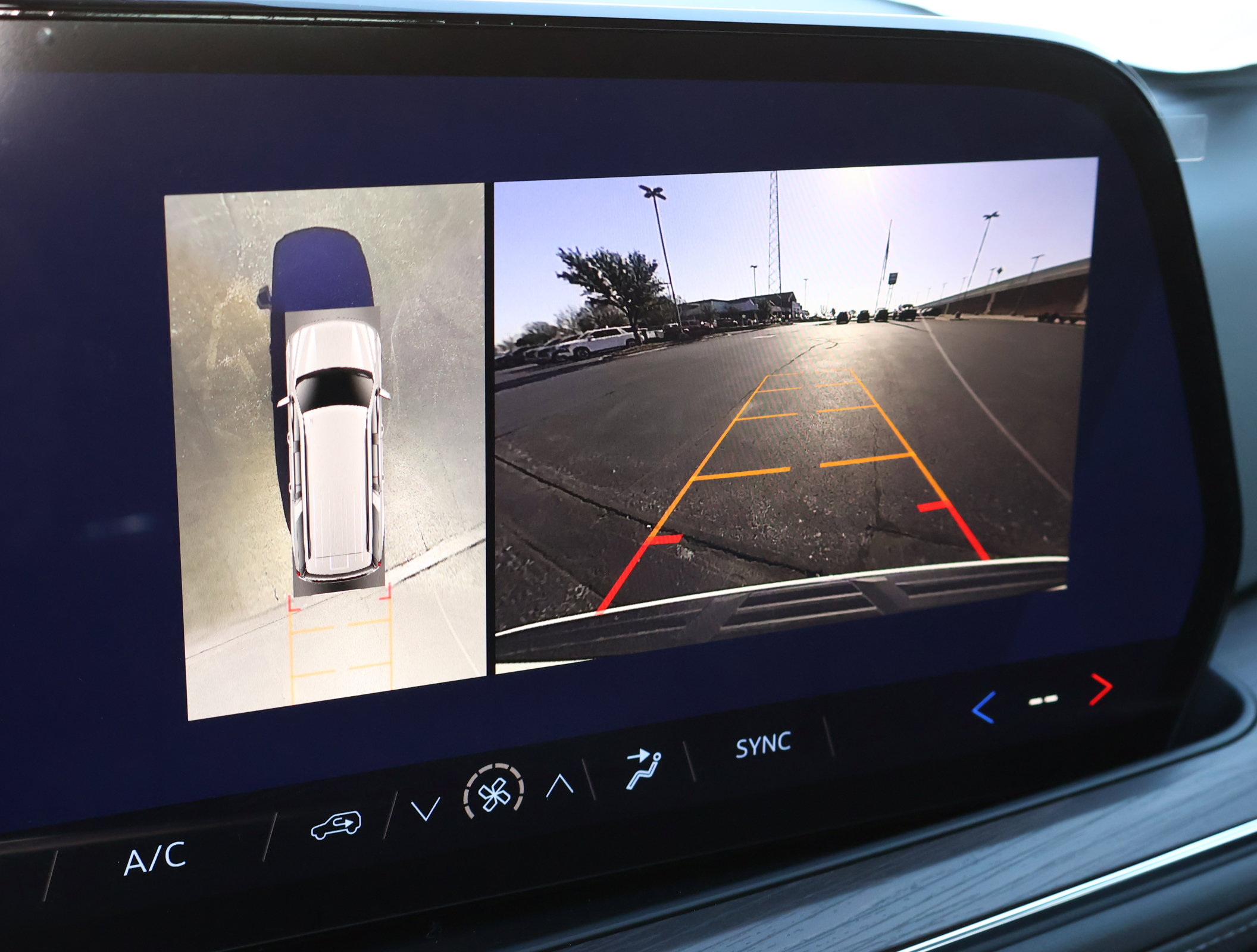 New 2026 Chevrolet Suburban LS image 4