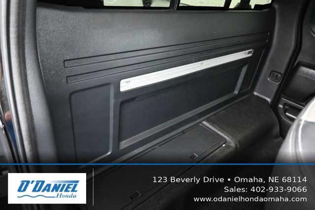 Used 2017 Nissan Titan S AWD/4WD image 39