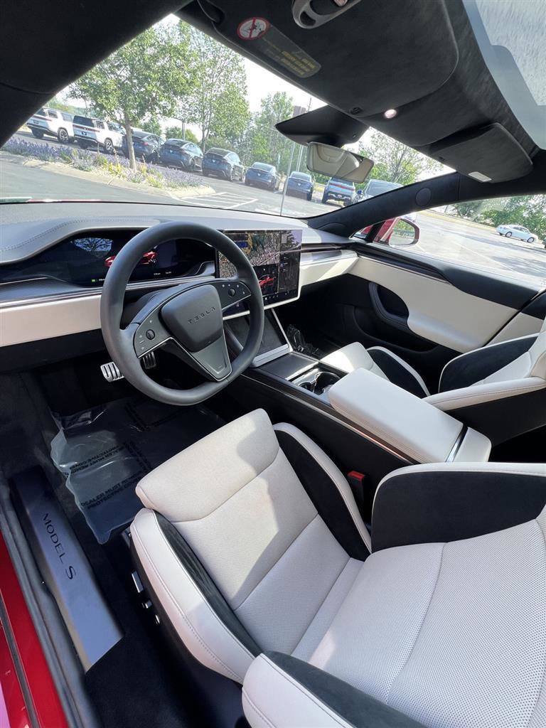 Used 2026 Tesla Model S Plaid image 12