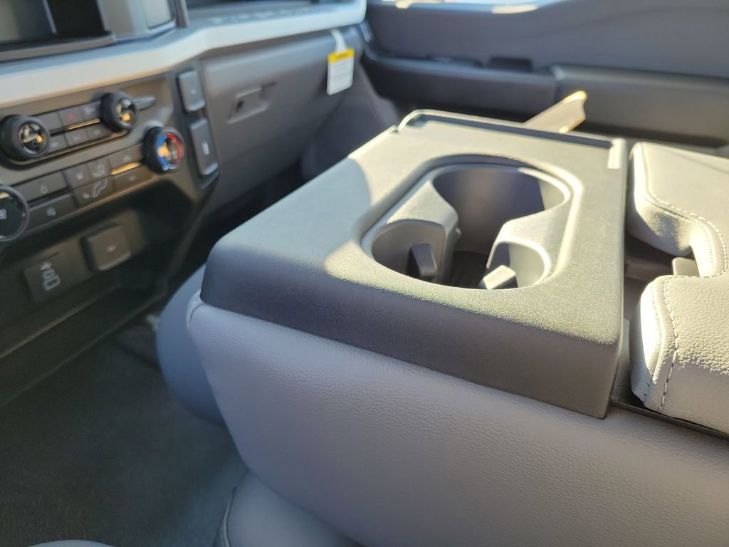 New 2026 Ford F550 4x4 Regular Cab Super Duty image 29