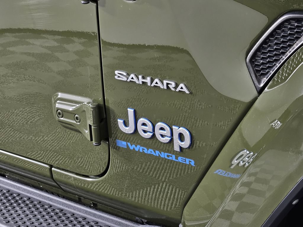 Used 2023 Jeep Wrangler Unlimited Sahara image 4