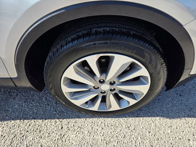 Used 2019 Buick Encore Preferred FWD image 16