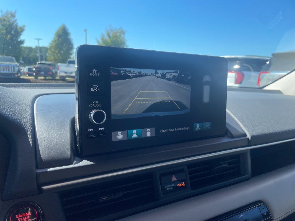 Used 2025 Honda Pilot EX-L image 18