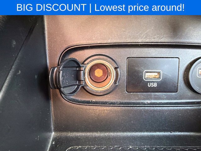 Used 2021 Hyundai Venue SEL FWD image 30