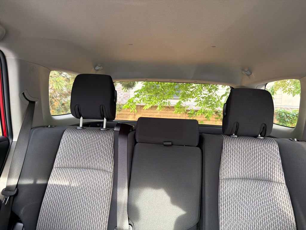 Used 2022 Toyota 4Runner SR5 AWD/4WD image 25