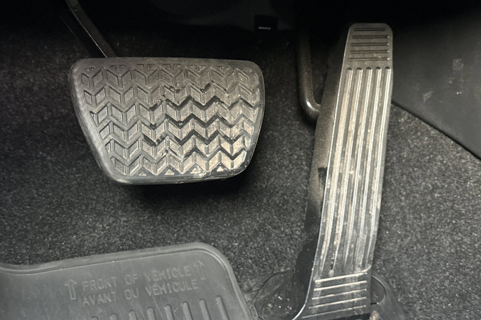 Used 2024 Toyota RAV4 SE image 45