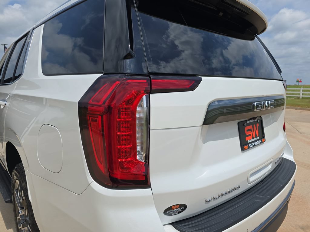 Used 2023 GMC Yukon Denali Ultimate AWD/4WD image 35