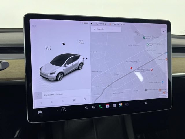 Used 2021 Tesla Model Y Long Range AWD/4WD image 11