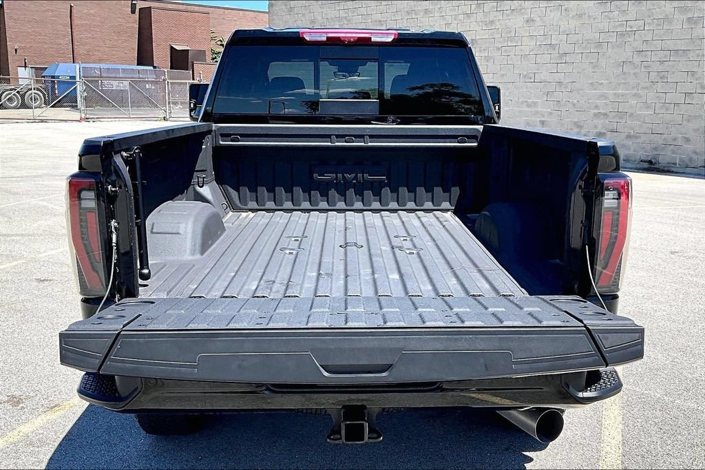 Used 2025 GMC Sierra 2500 AT4 w/ AT4 Premium Plus Package AWD/4WD image 33
