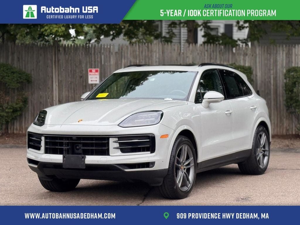 Used 2024 Porsche Cayenne AWD/4WD image 1