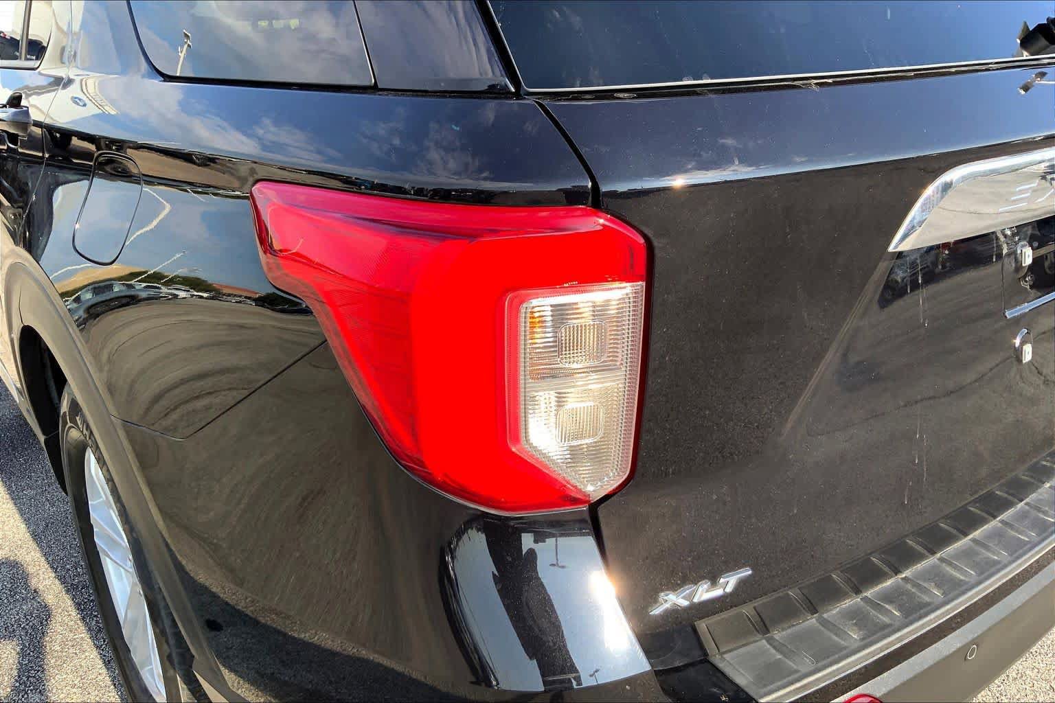 Used 2023 Ford Explorer XLT RWD image 25