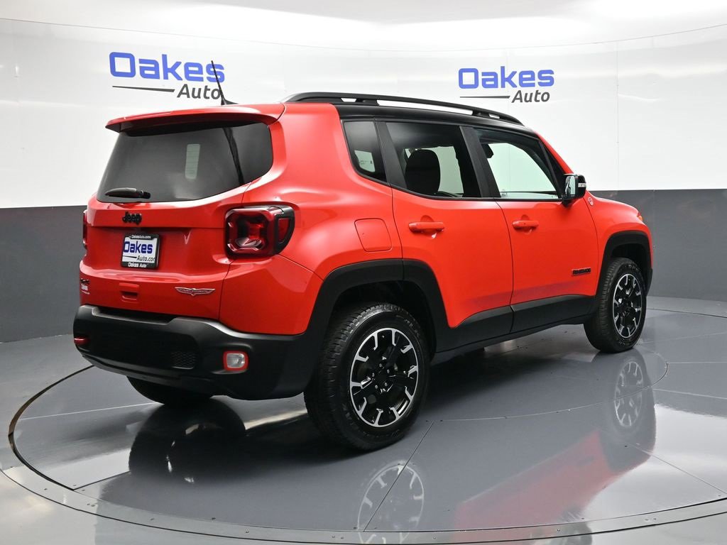 Used 2023 Jeep Renegade Trailhawk w/ Sun/Sound Group image 7