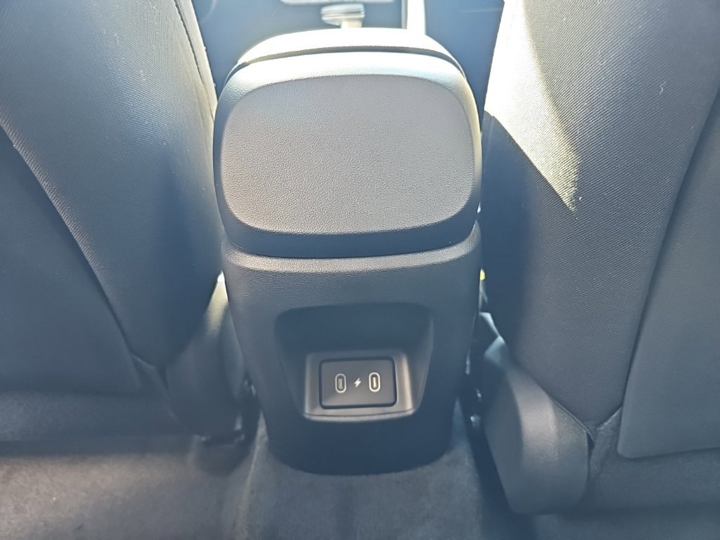 New 2026 Hyundai Elantra SE FWD image 28