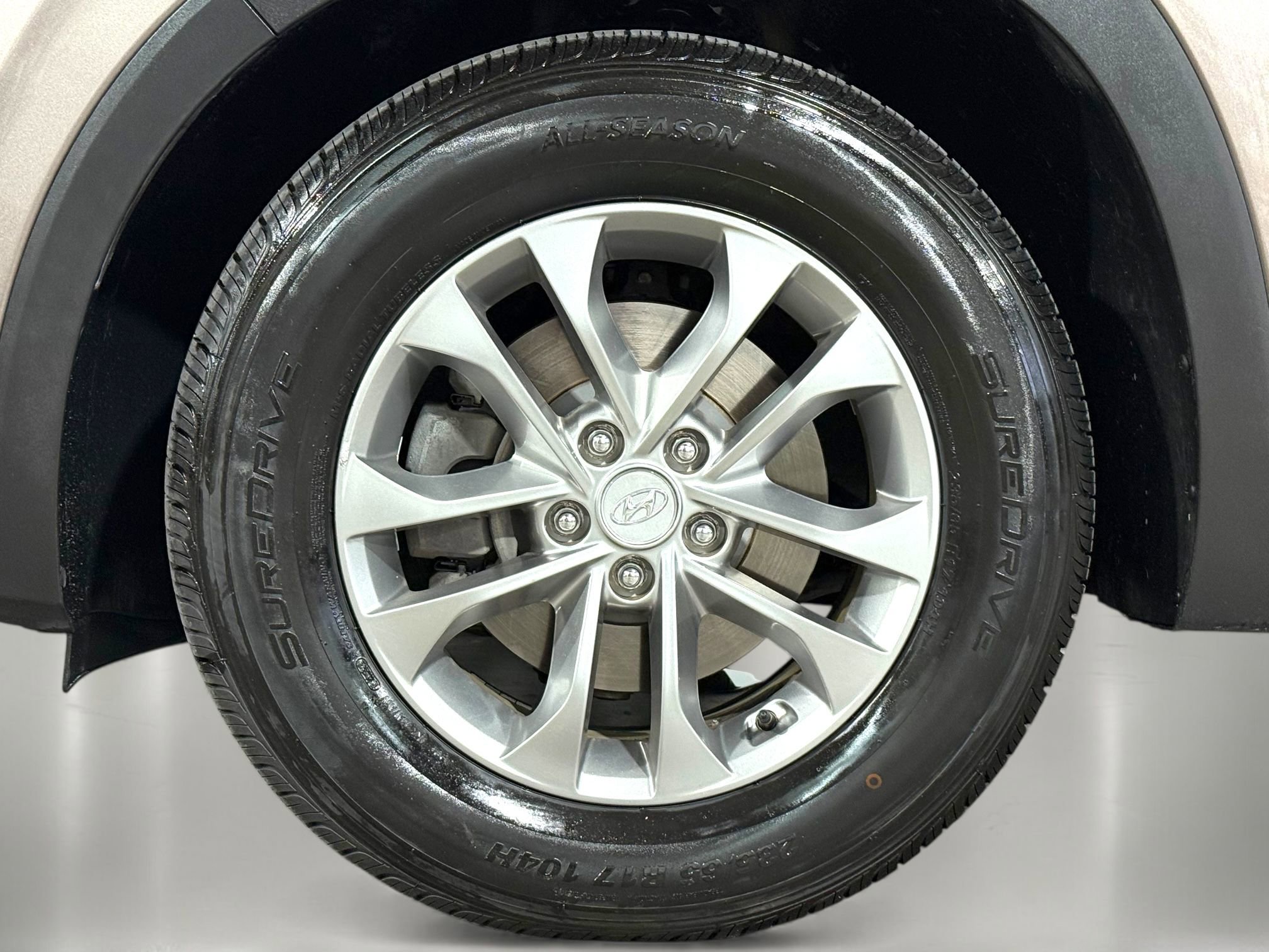 Used 2019 Hyundai Santa Fe SE image 11