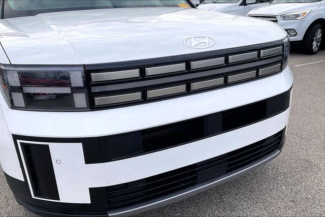 Used 2025 Hyundai Santa Fe SE image 5