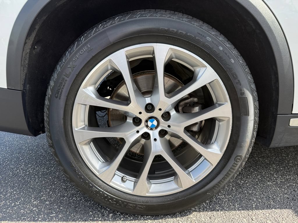 Used 2024 BMW X5 xDrive40i AWD/4WD image 17