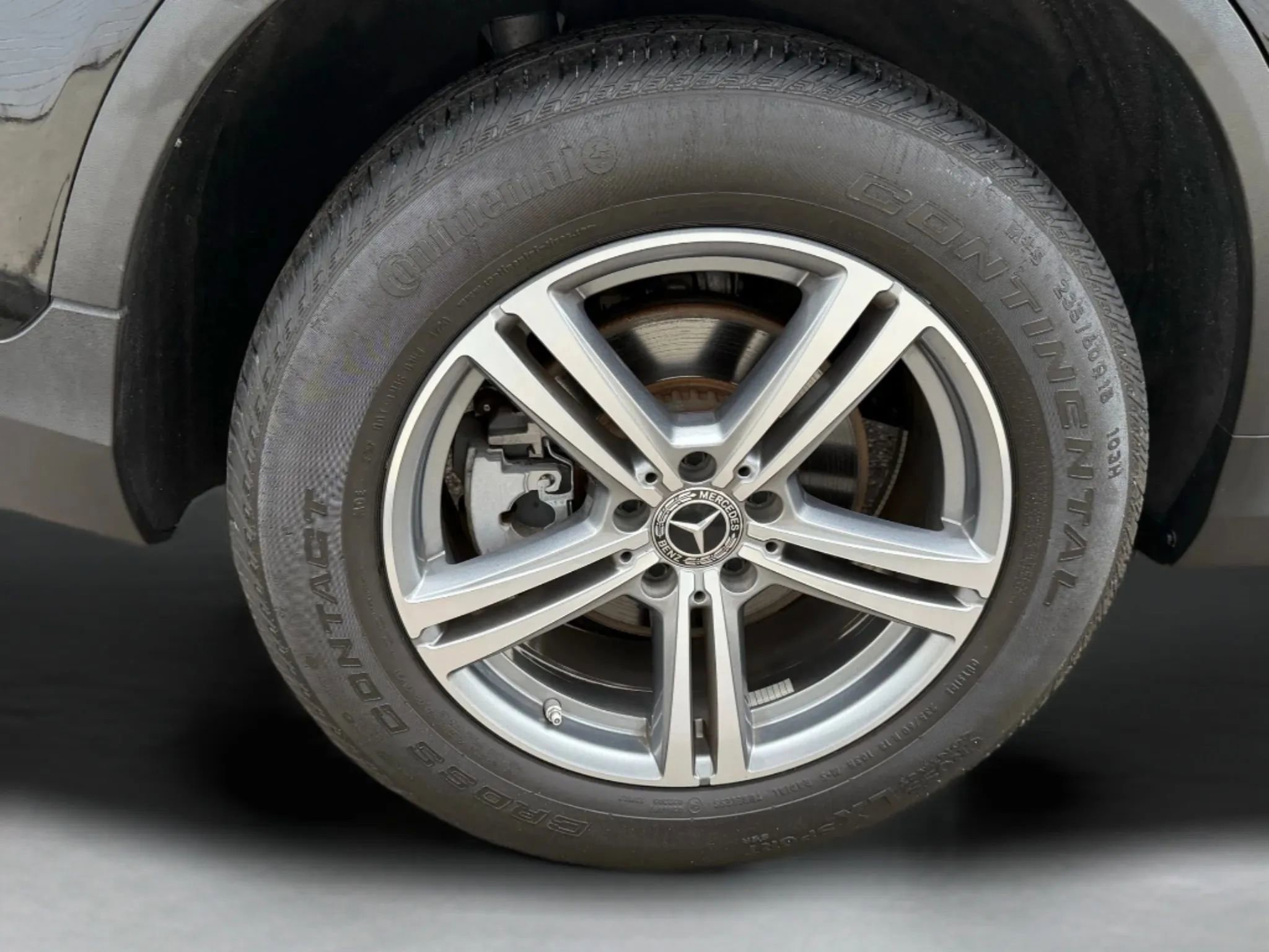 Used 2021 Mercedes-Benz GLC 300 4MATIC image 34