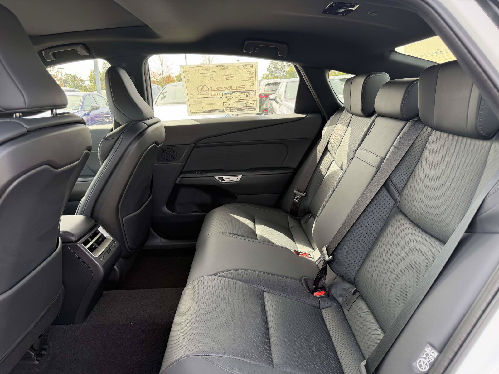 New 2026 Lexus ES 500e AWD/4WD image 13