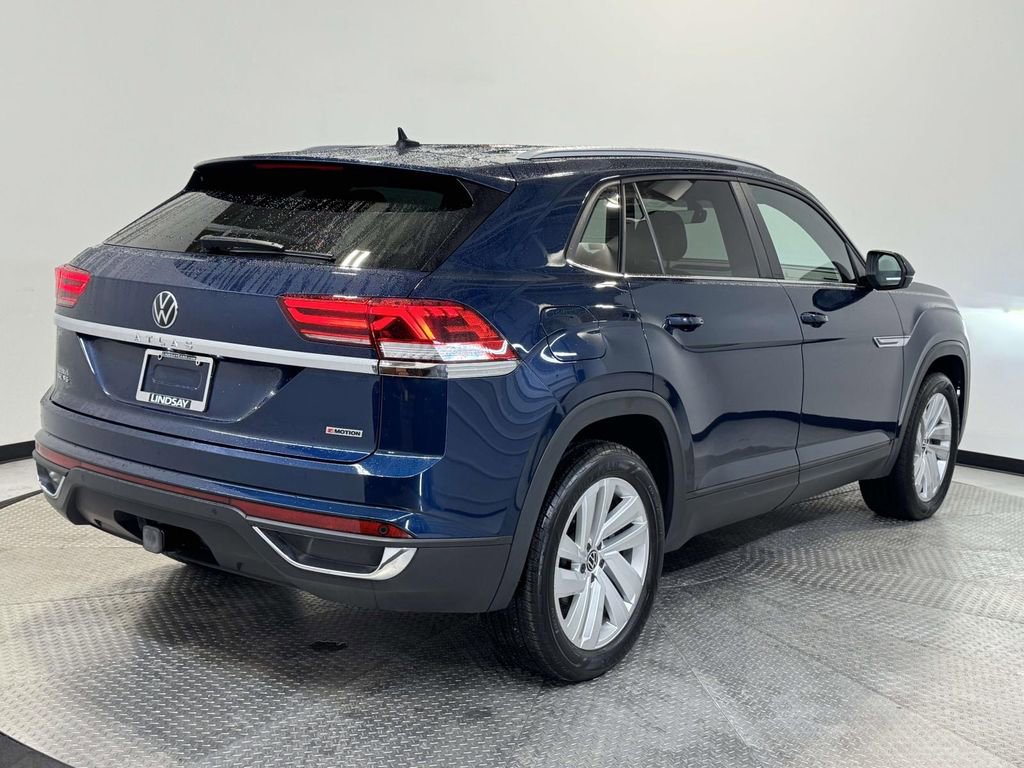 Used 2022 Volkswagen Atlas Cross Sport SE image 7