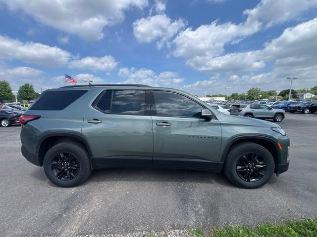 Used 2022 Chevrolet Traverse LT w/ Midnight/Sport Edition AWD/4WD image 4