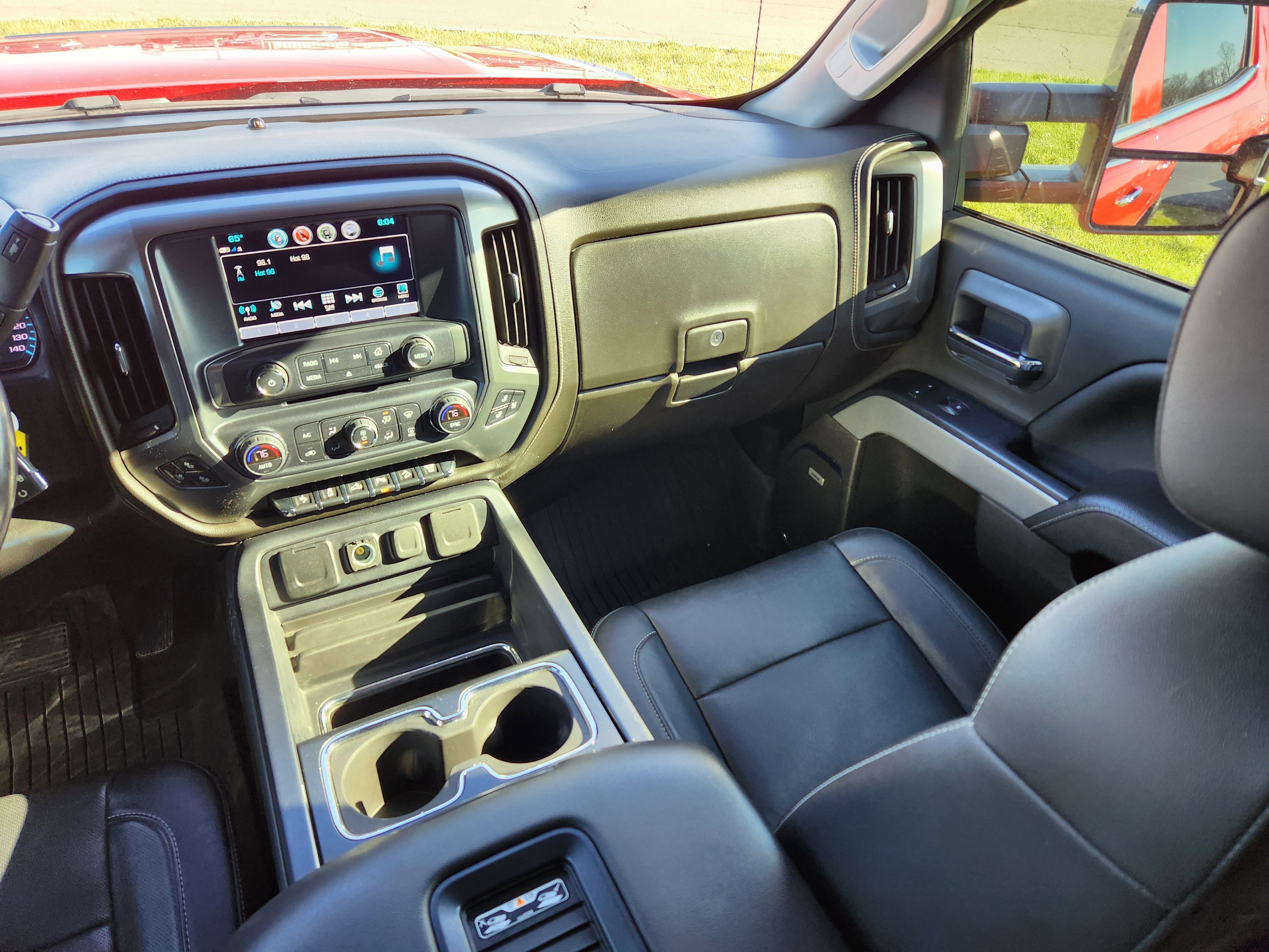 Used 2019 Chevrolet Silverado 2500 LTZ w/ Duramax Plus Package image 16