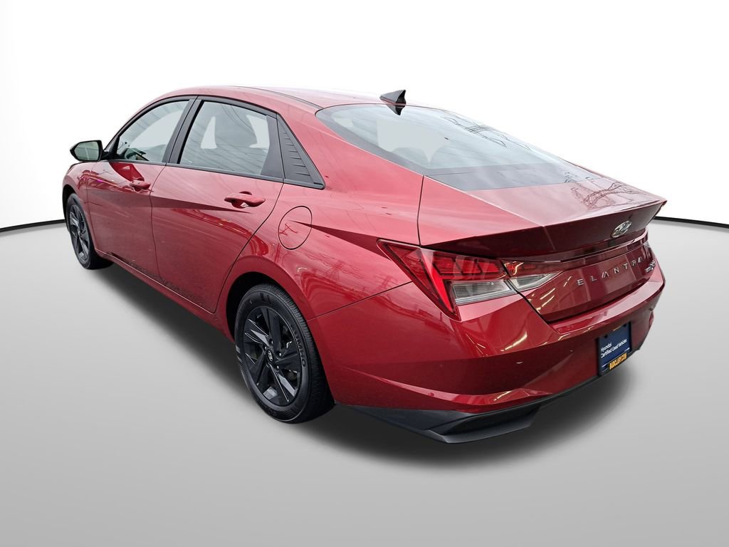 Used 2023 Hyundai Elantra Blue image 8
