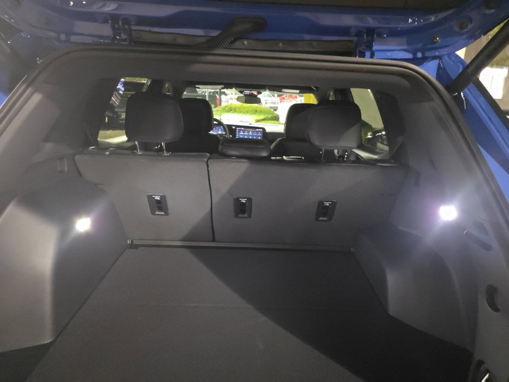 Used 2027 Chevrolet Equinox RS AWD/4WD image 22