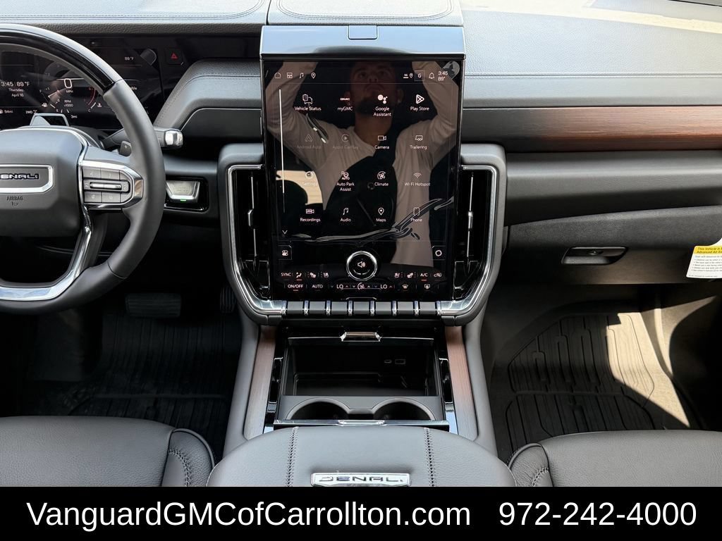 New 2026 GMC Yukon Denali w/ Denali Reserve Package AWD/4WD image 13