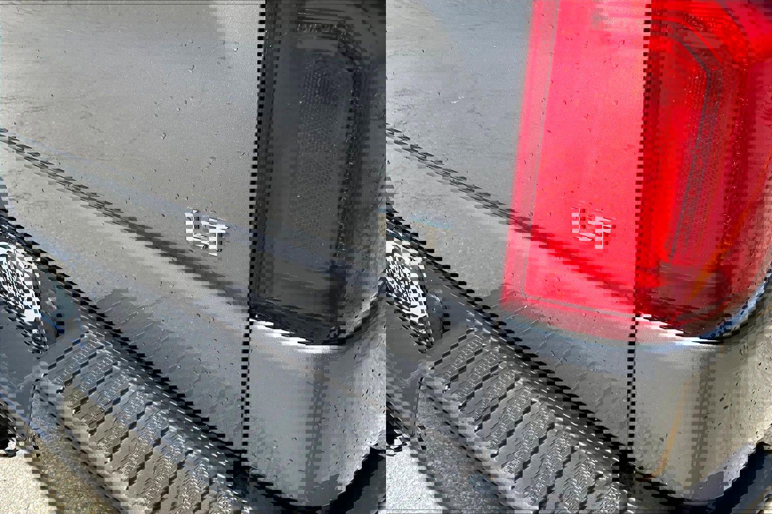 Used 2022 Chevrolet Silverado 1500 LT Trail Boss w/ LT Trail Boss Premium Package image 8