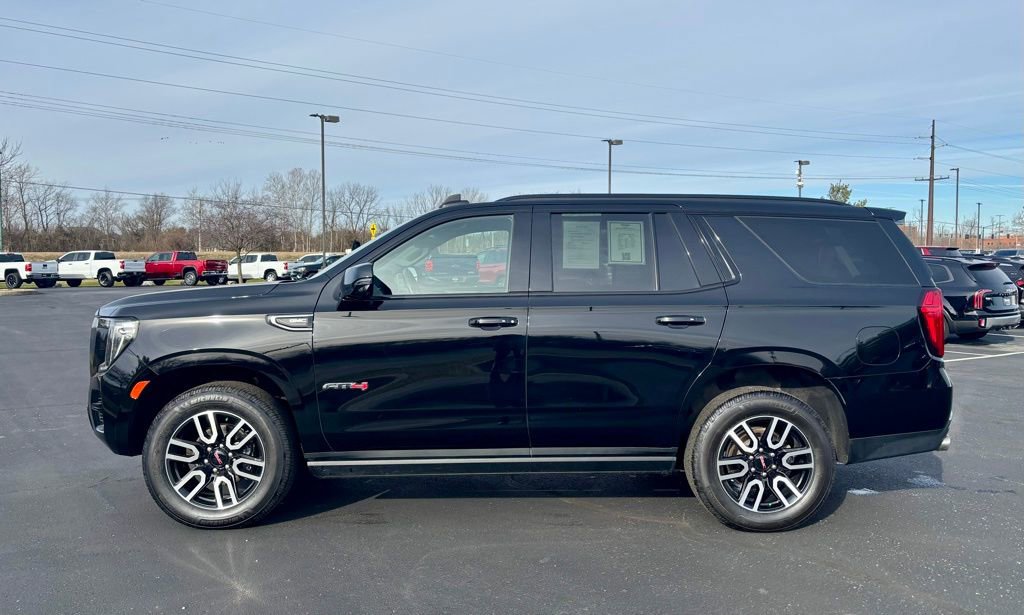 Used 2022 GMC Yukon AT4 w/ Technology Package image 4