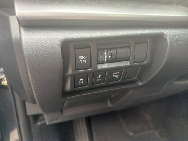 Used 2023 Subaru Crosstrek 2.5i Limited image 12