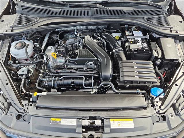 Used 2025 Volkswagen Jetta SE FWD image 22