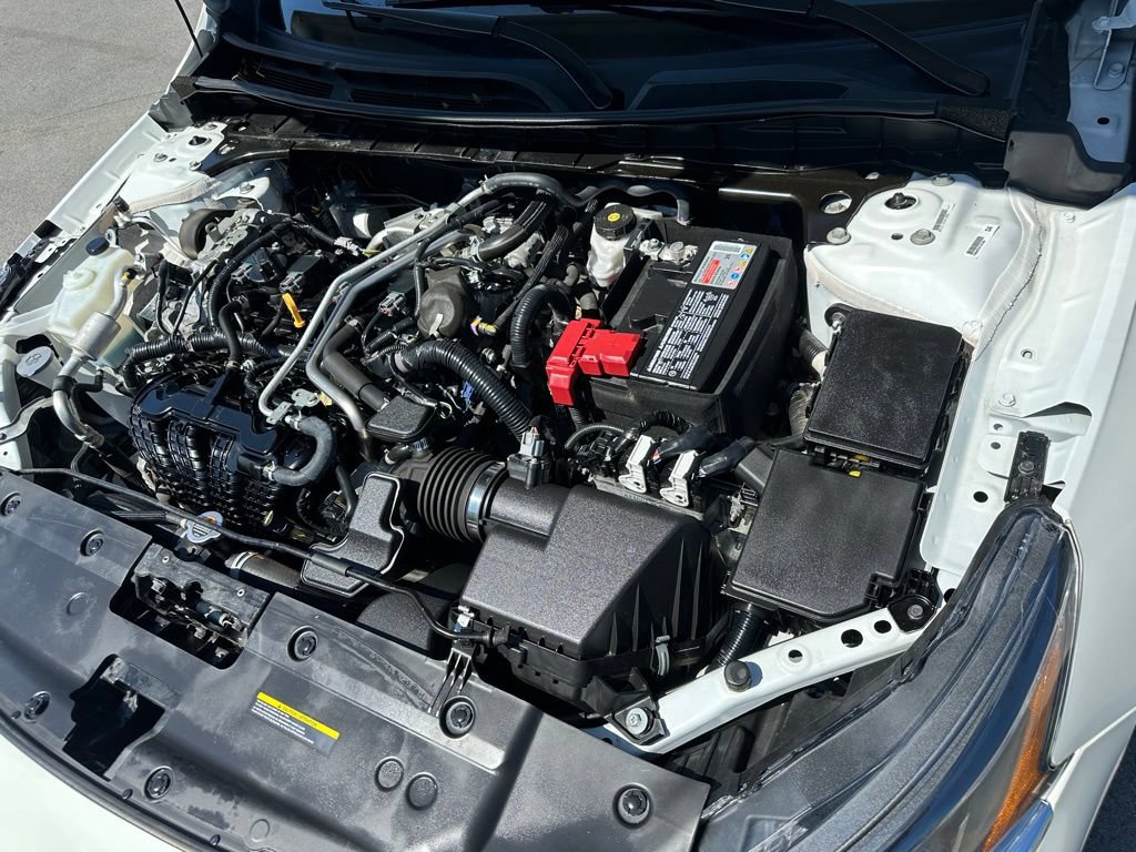 Used 2024 Nissan Altima 2.5 SR FWD image 23