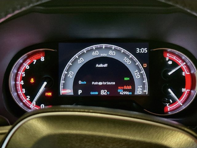 Used 2023 Toyota RAV4 XLE Premium FWD image 12