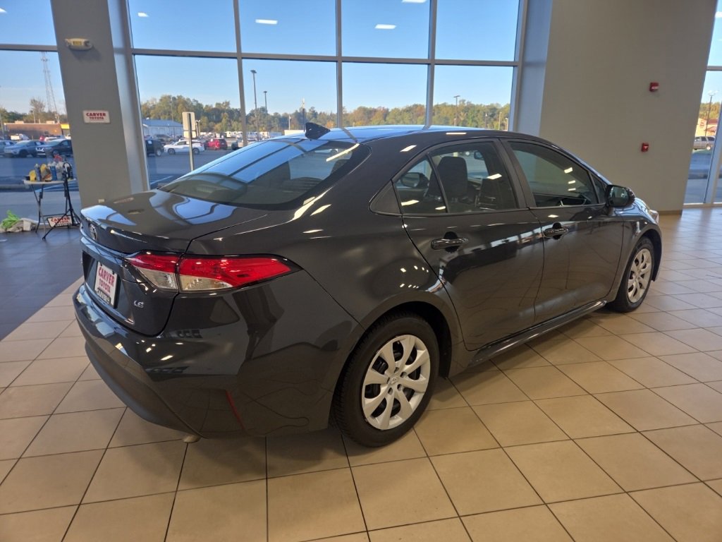 Used 2024 Toyota Corolla LE image 7