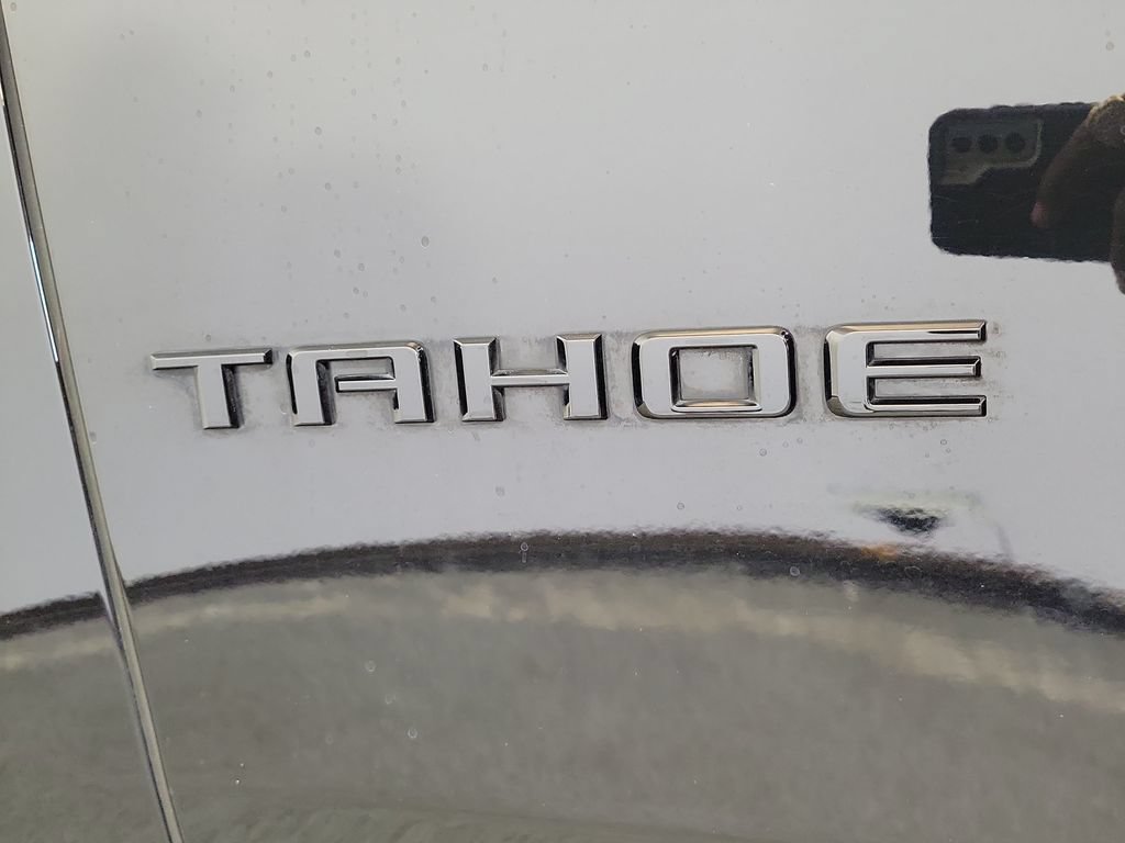 Used 2021 Chevrolet Tahoe RST w/ Luxury Package RWD image 8