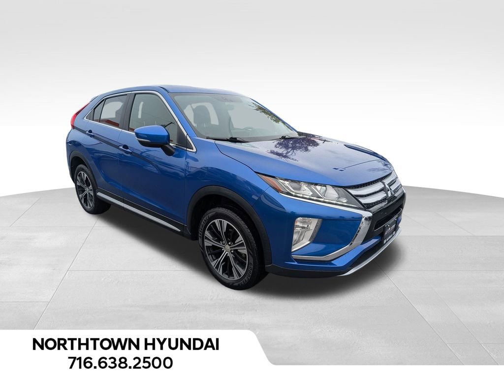 Used 2018 Mitsubishi Eclipse Cross SE video 1