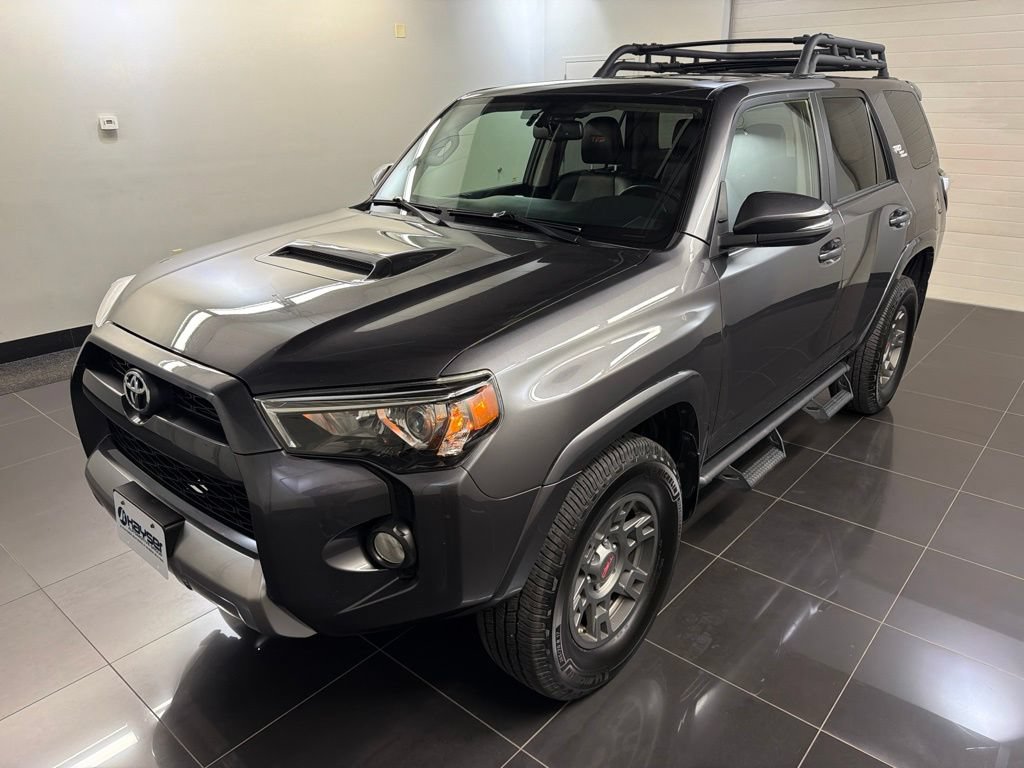 Used 2019 Toyota 4Runner TRD Off-Road Premium AWD/4WD image 3