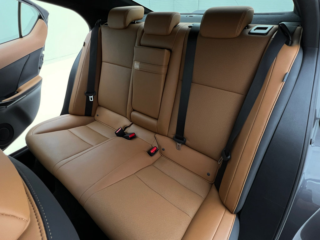 Used 2023 Lexus IS 300 AWD w/ Premium Package image 15