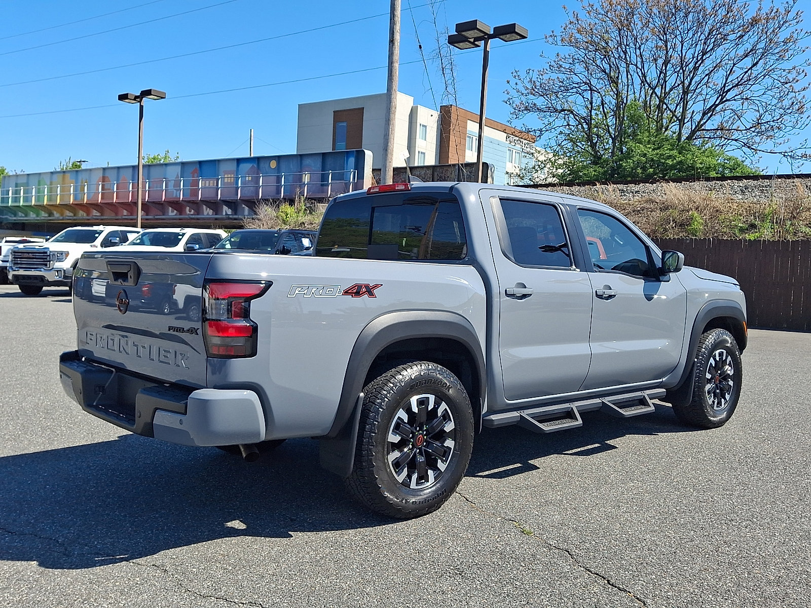 Used 2024 Nissan Frontier PRO-4X w/ Technology Package AWD/4WD image 6