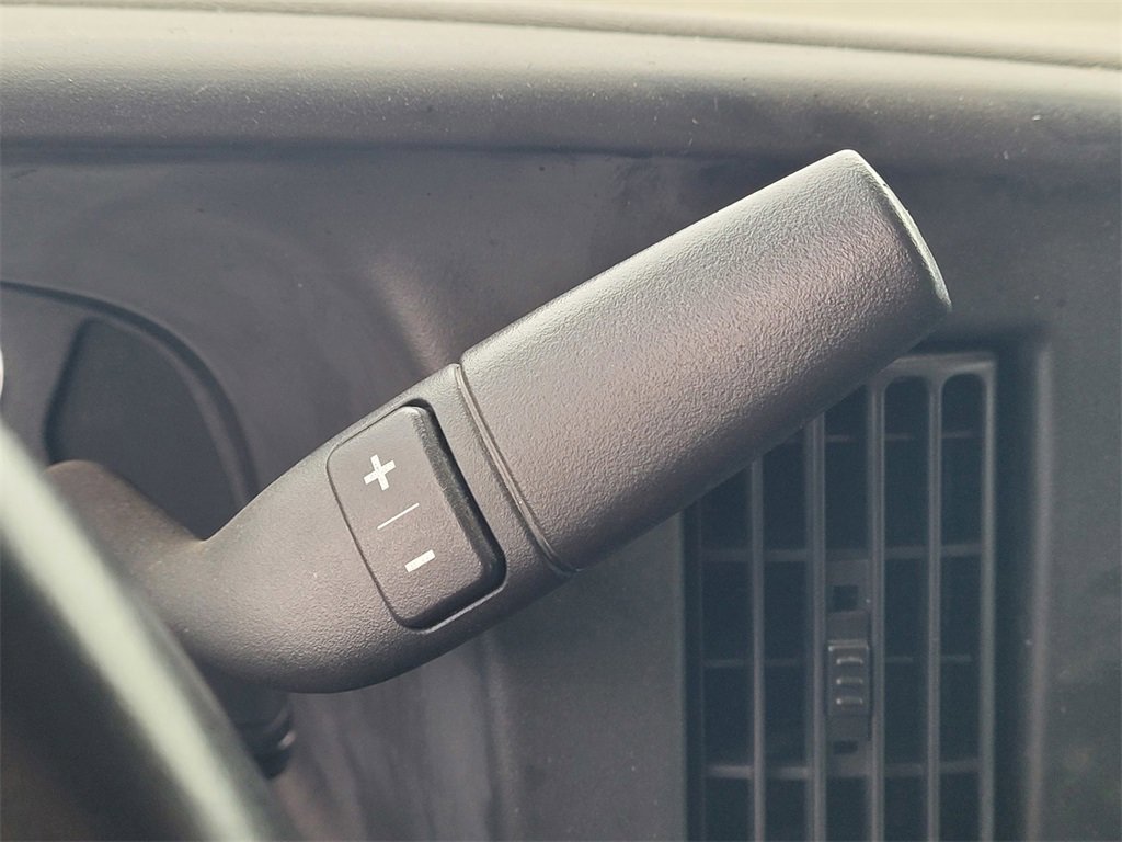 Used 2023 GMC Savana 3500 LS image 17