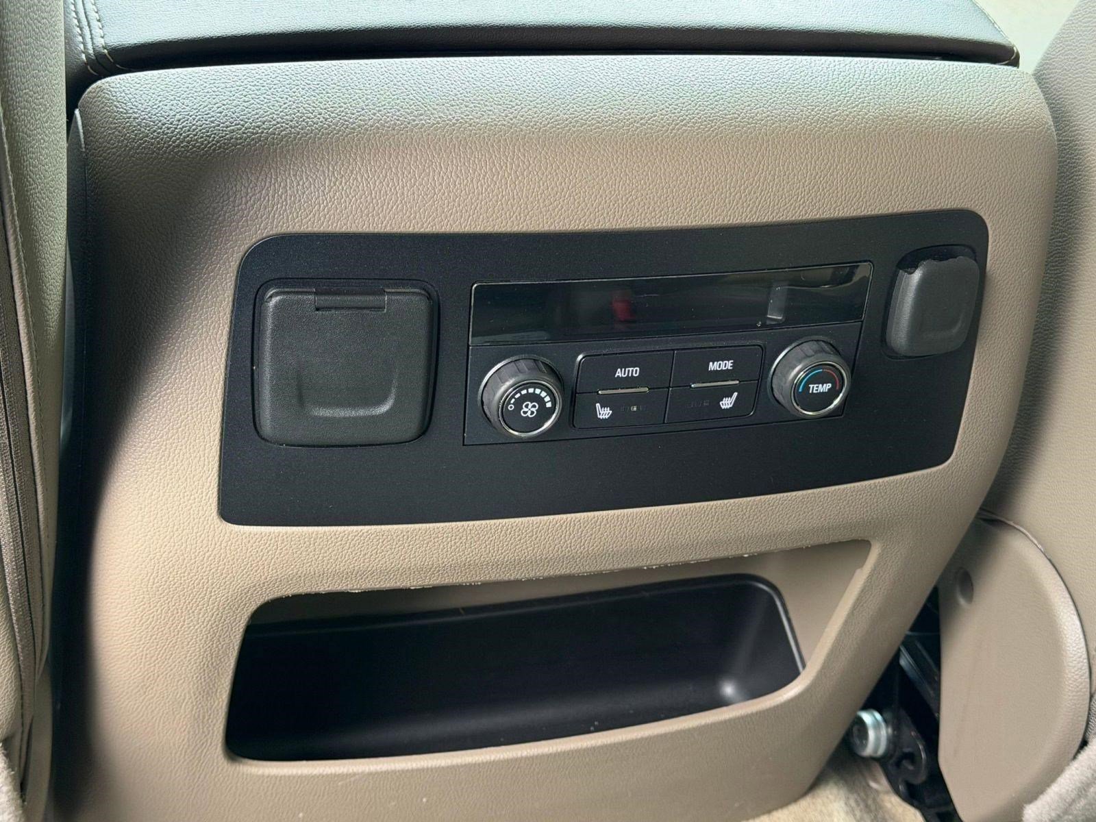 Used 2017 Chevrolet Tahoe LT w/ Luxury Package AWD/4WD image 25