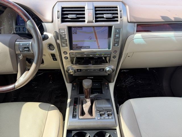 Used 2017 Lexus GX 460 Premium AWD/4WD image 15