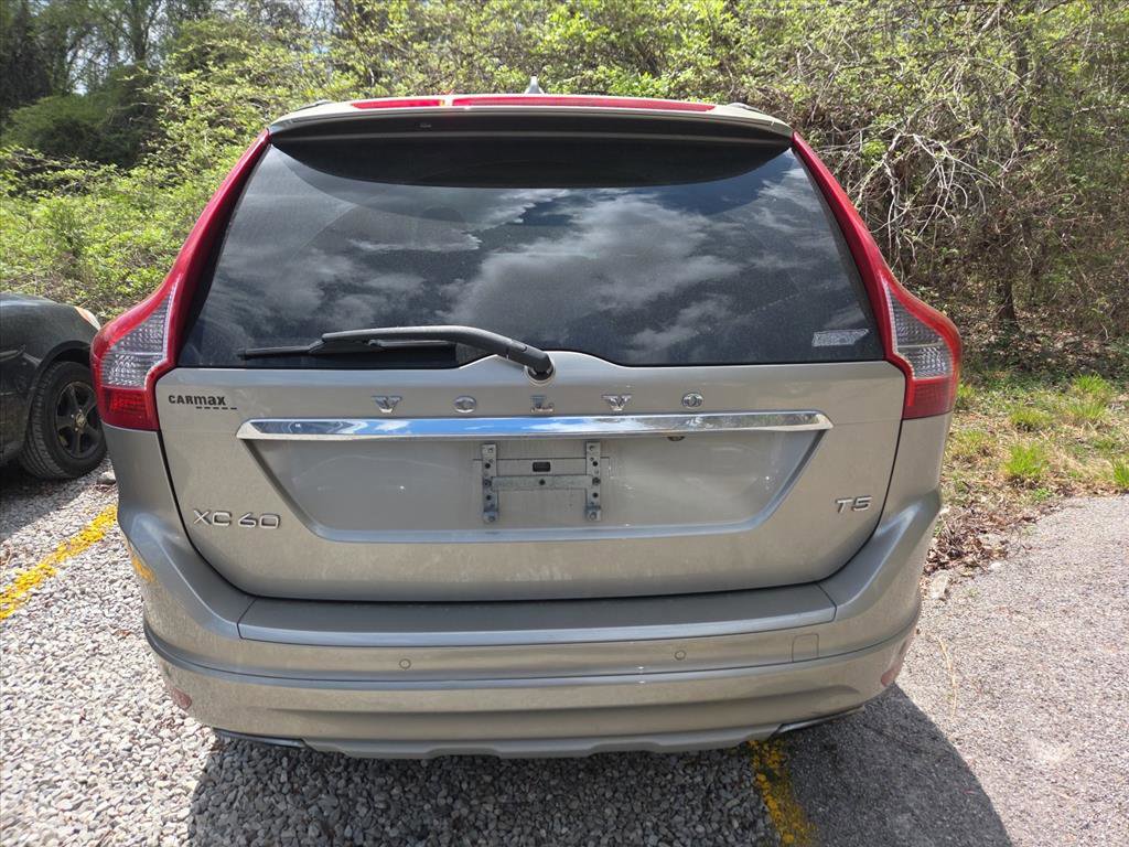 Used 2016 Volvo XC60 T5 Premier w/ Protection Package image 5