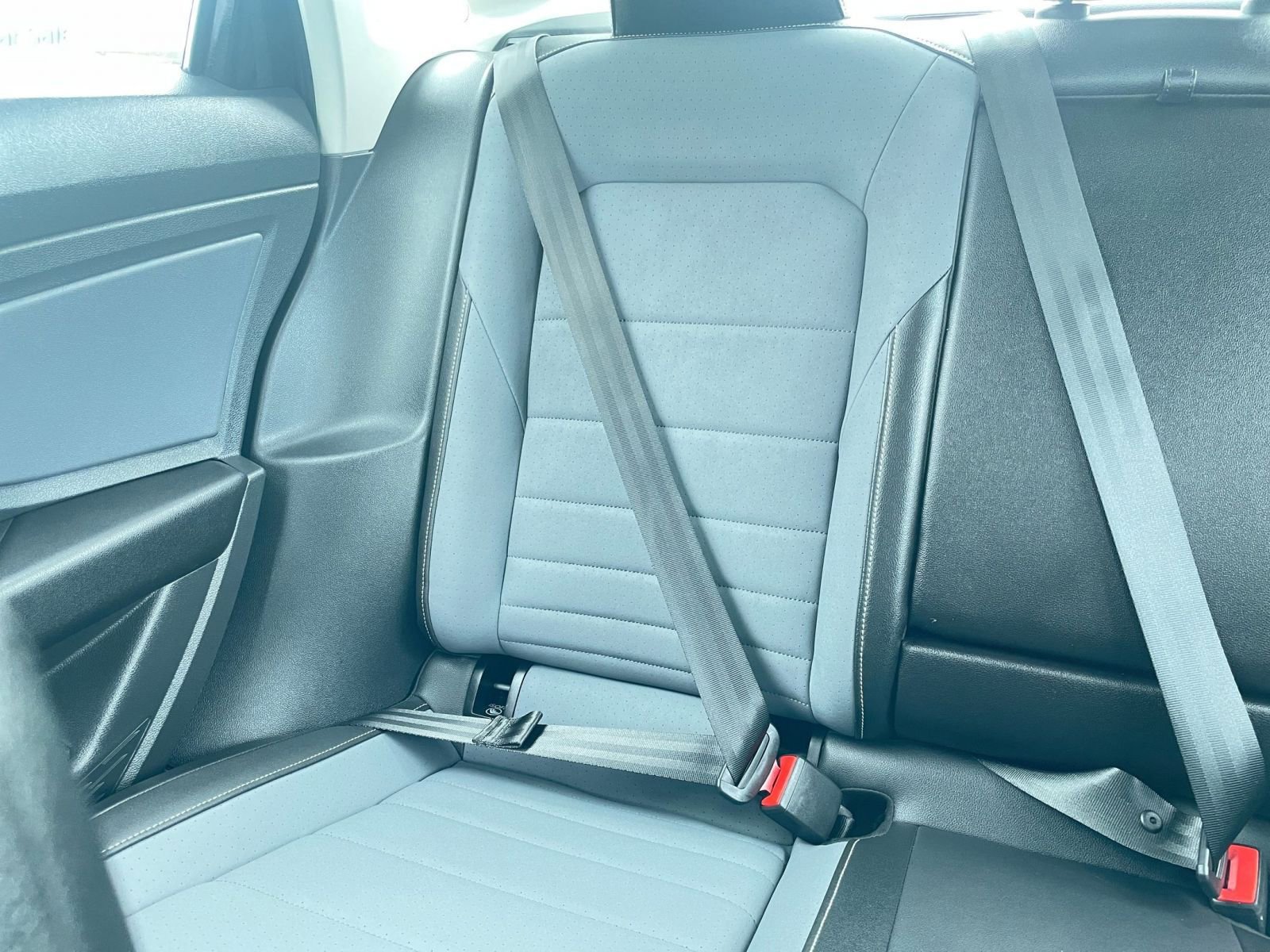 Used 2025 Volkswagen Jetta SE image 39