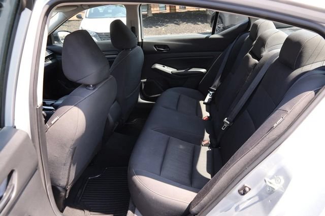 Certified 2024 Nissan Altima 2.5 SV FWD image 9