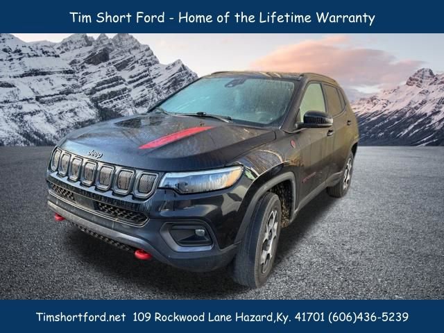 Used 2022 Jeep Compass Trailhawk w/ Trailhawk Elite Group image 1