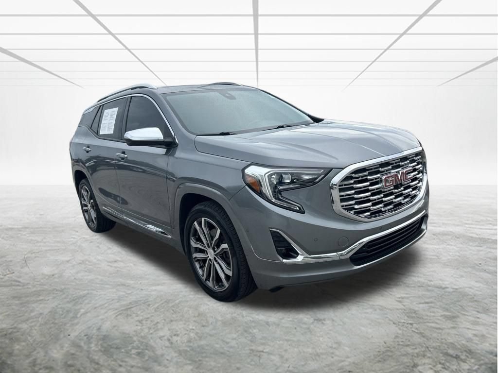 Used 2018 GMC Terrain Denali w/ Advanced Safety Package FWD image 2
