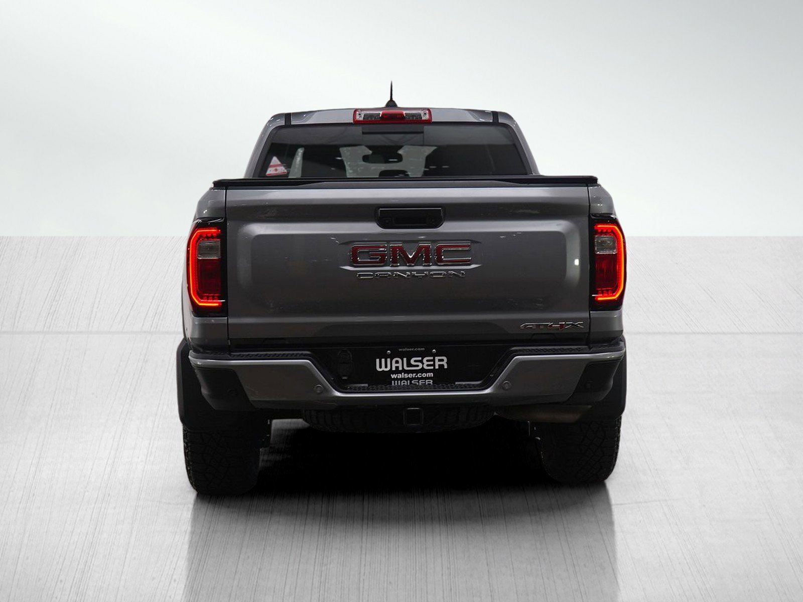 Used 2024 GMC Canyon AT4X image 4